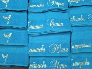 Вышивка фамилии (рисунок)